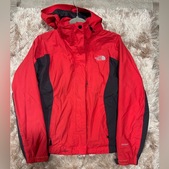 The North Face Red/Pink Heavyweight Woman’s Small Jacket - Picture 13 of 16